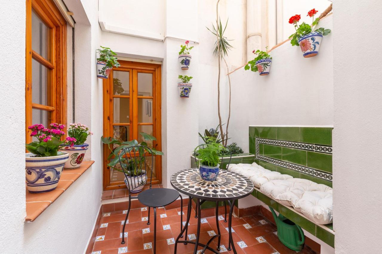 Bright Apartment With Patio And Balconies In The Center Málaga Eksteriør bilde