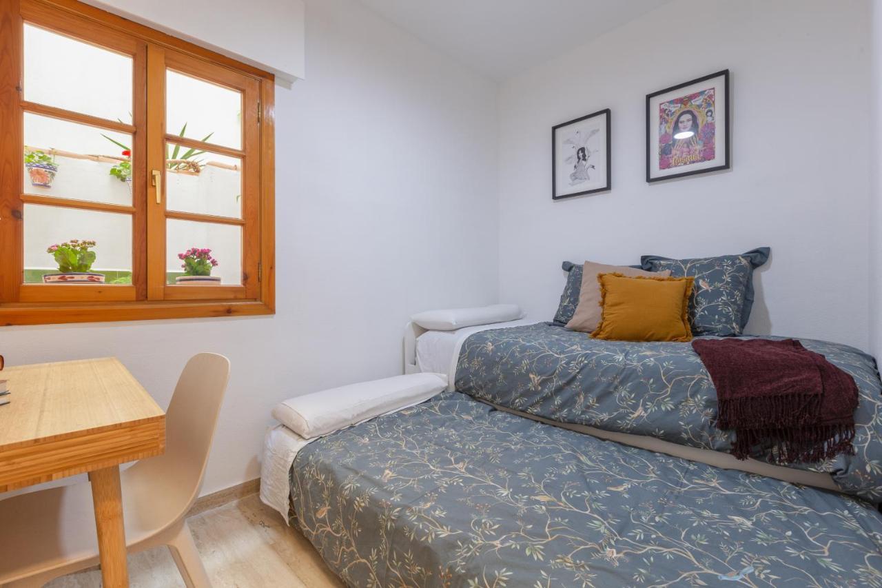 Bright Apartment With Patio And Balconies In The Center Málaga Eksteriør bilde